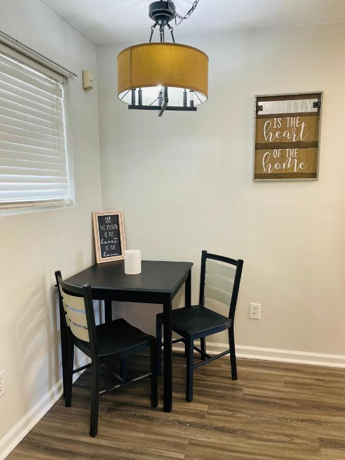 Spacious 1King Bd/2Queen Bd/* 1 Mile From I-85 Lexington Kültér fotó