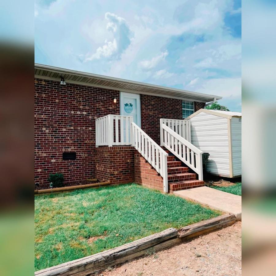 Spacious 1King Bd/2Queen Bd/* 1 Mile From I-85 Lexington Kültér fotó